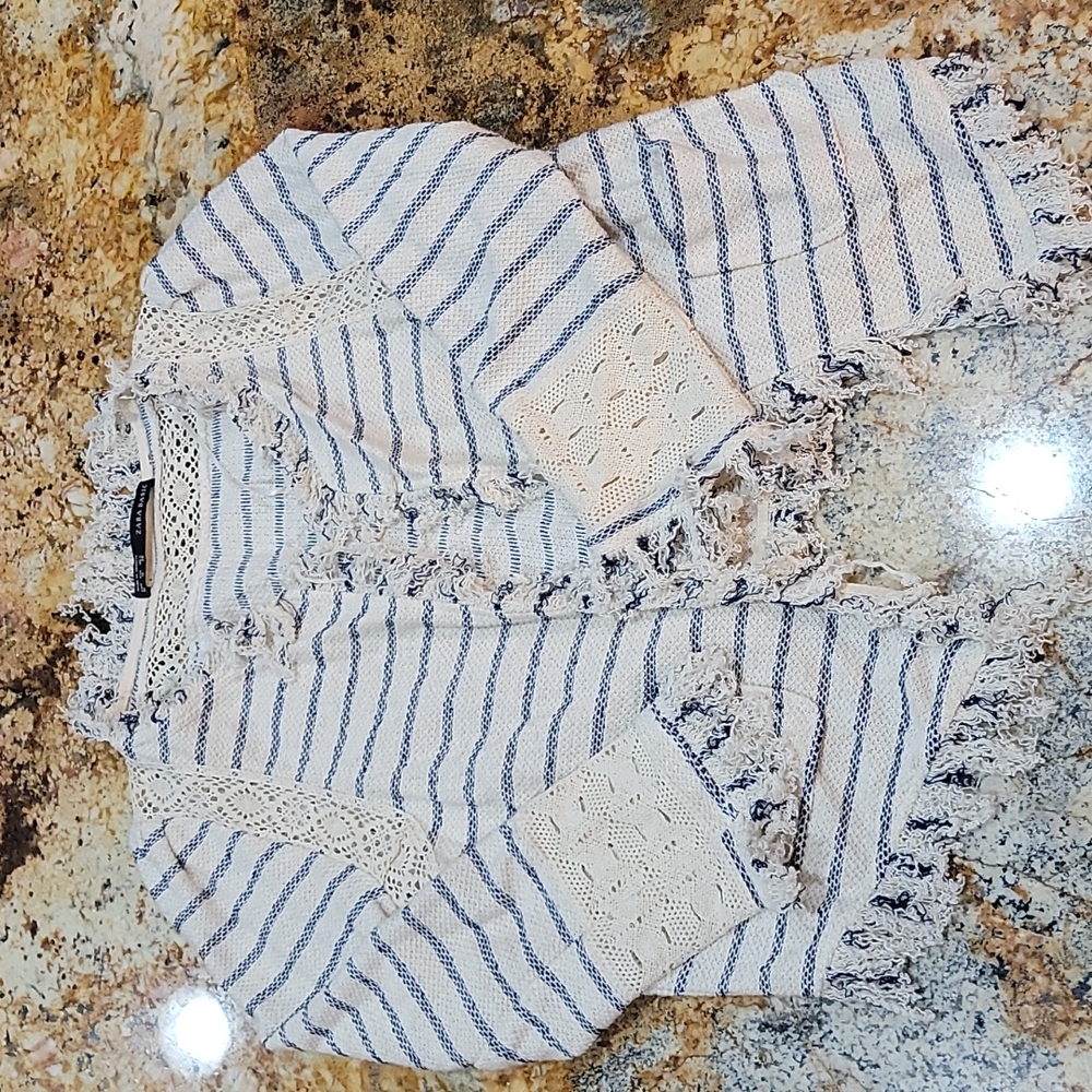 Like New Condition Zara Basic - image 1